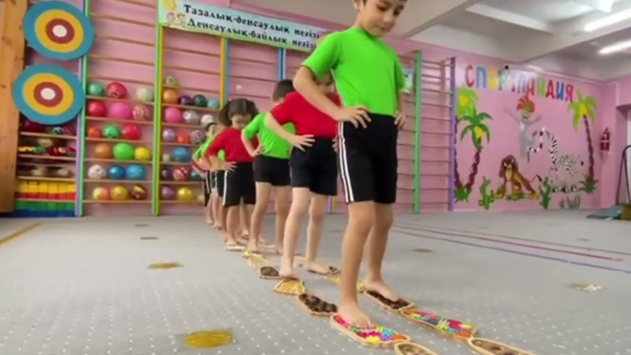 Жамбылская область,город Тараз, ГККП«Ясли - сад № 16». «Массажные следы