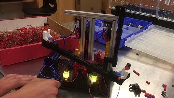 Fischertechnik Pneumatic See-Saw Model