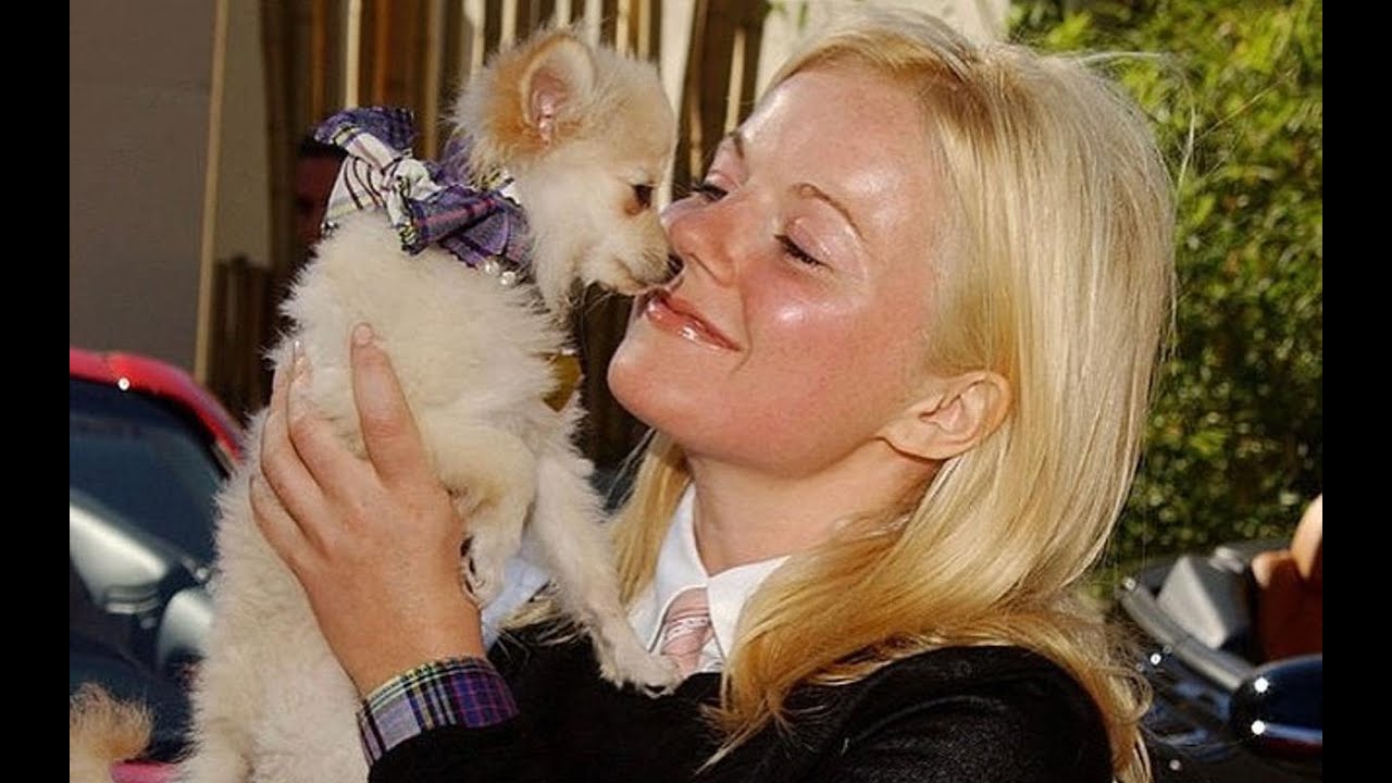 Geri Horner Mourning Death of Her Dog