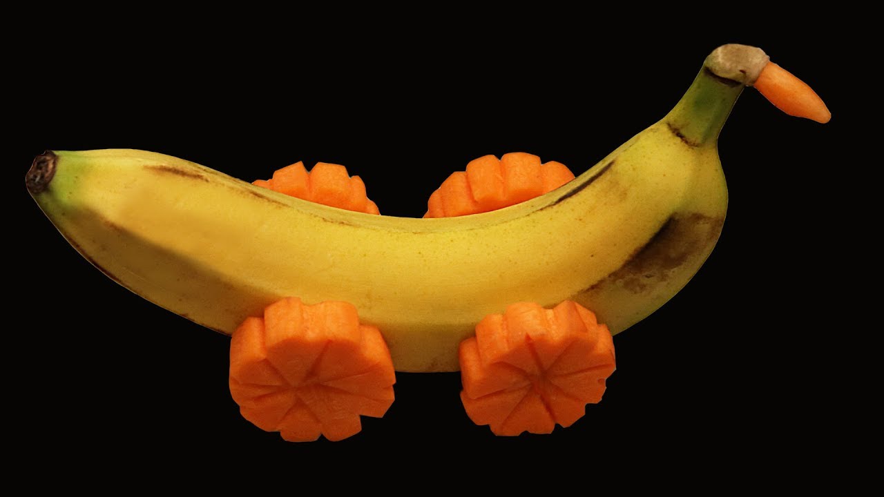 'Fruits Decoration' Art In Banana Duck Car - Fruit Carving ...