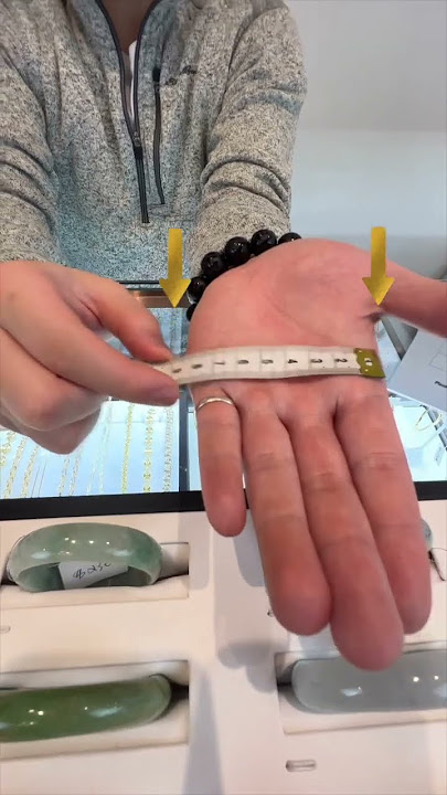 Measure your hand for a jade bangle - Super simple tutorial