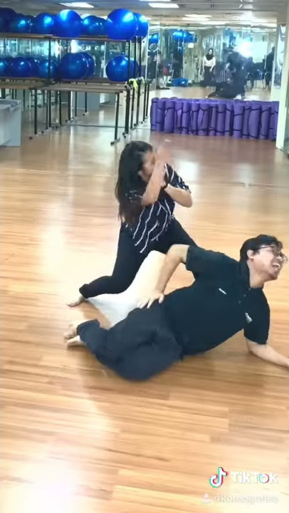 Sep sep Tom Tom oleh Tenaga Pengajar GENIUS Seni Tari dan GENIUS Seni Remaja Tari