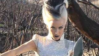 David LaChapelle portrays Maybach - Making of