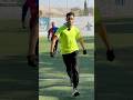 اخي تحداني في السباق