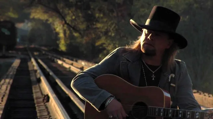 Cody McCarver - Outlaws And Trains (Official Music...