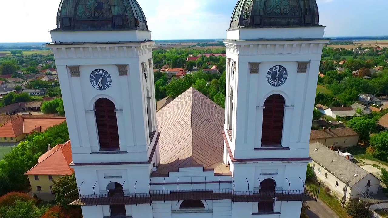 Kunhegyes református templom | Aerial video |