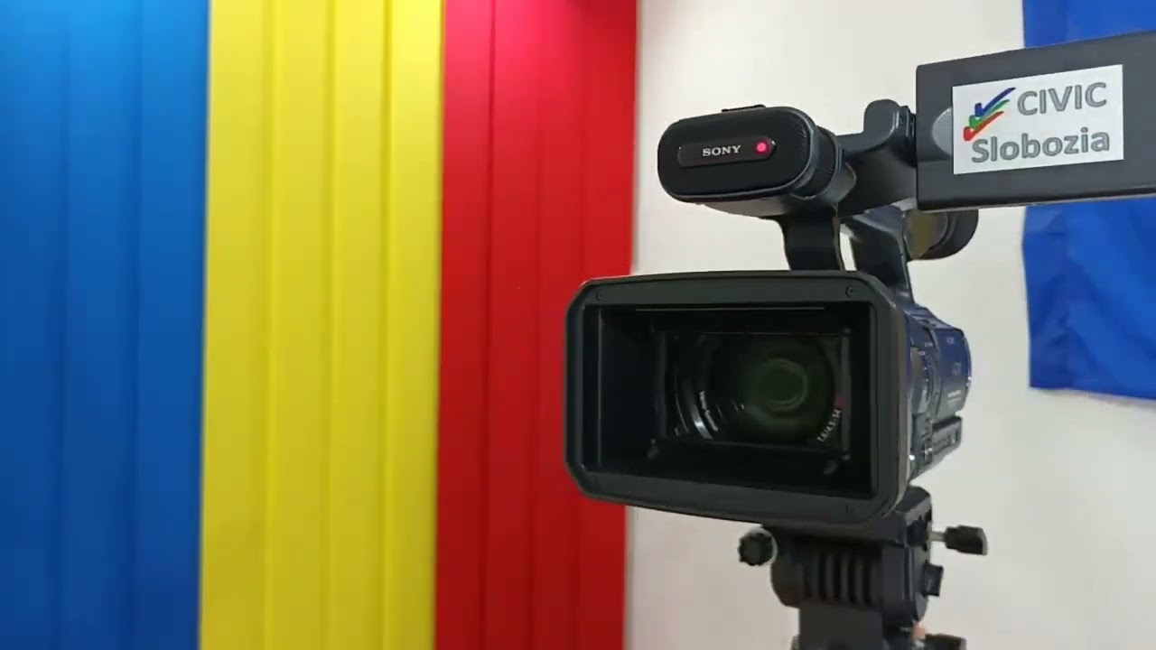 Colaj de clipuri, România reală