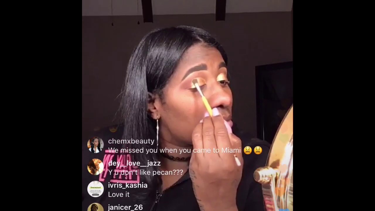 Crayon Case Owner Wazzam Supa Does Makeup On Live YouTube