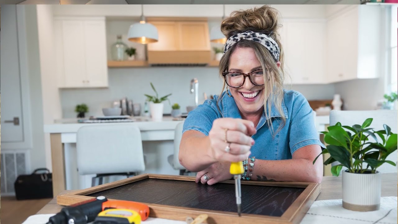 behind the scenes of a branding photoshoot