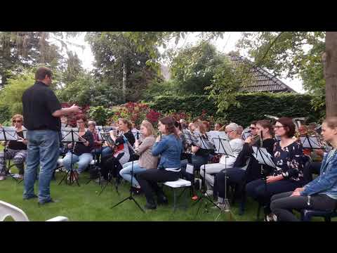 "Pioneers March"  van Harm Evers , door Harmonie " de Goede Hoop " uit Eersel
