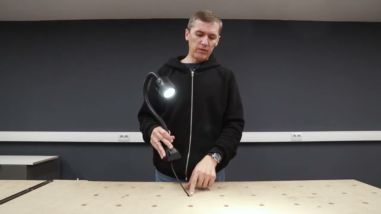 Светодиодные станочные светильники LightGen LED M3W-24V,  LightGen LED M3W-220V для токарных станков