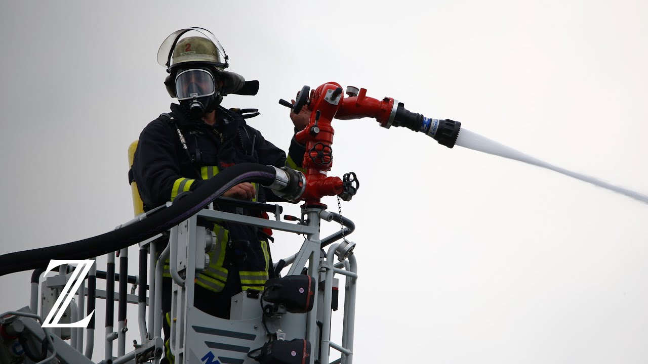 +++ ERSTER GROSSER WALDBRAND +++ 9 HEKTAR WALD IN FLAMMEN | FEUERWEHR | GROSSEINSATZ | WALDBRAND-TLF