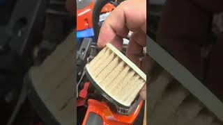 564xp air filter saga continues!  This is bad folks #firewood #husqvarna #564xp