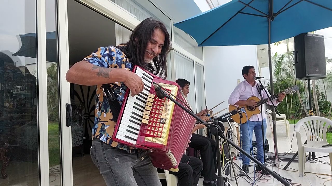 por las puras  zamora studios