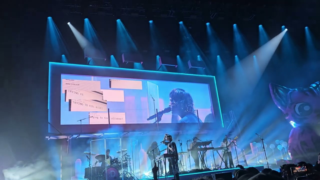 Porter Robinson - Trying To Feel Alive x Look At The Sky Live From MGM Music Hall 8/29/24