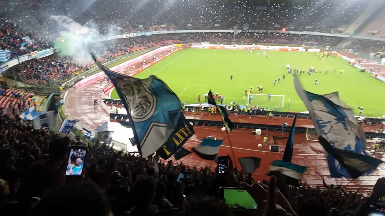 Napoli Ultras, apoteosi Curva B YouTube