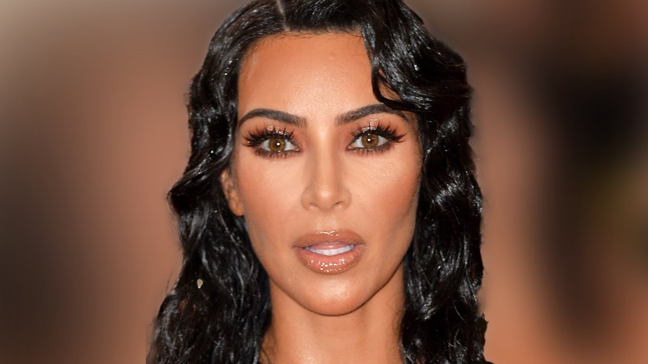 #KimKardashian is trolled for an alleged photoshop fail.