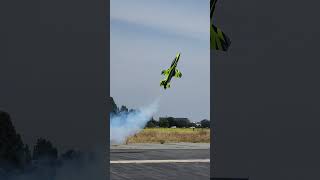 Skywing Falcon 2.4m with Smoke