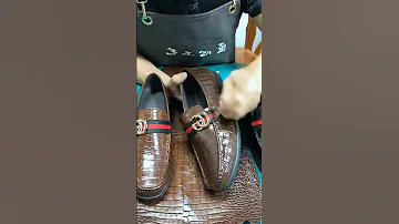 اغرب صناعة جزمه 