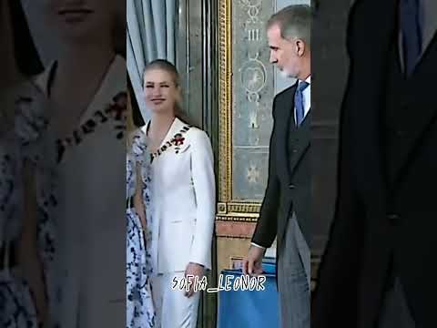 many are only heirs to the throne who can walk ahead king, but sofia walks as #sofia