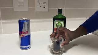 How to make Jager Bomb. ( Jager Shots) Jager Masters!!!!!