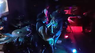 Hacerse Cargo - Inmundo Tributo A Carajo