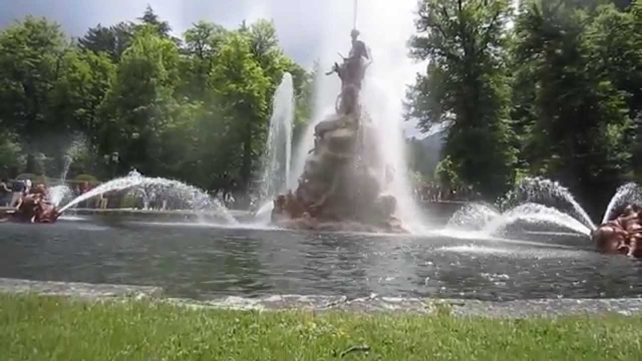 Fuentes del Palacio Real de La Granja San Ildefonso. Trailer. YouTube Fuentes del Palacio Real de La Granja San Ildefonso. Trailer. YouTube