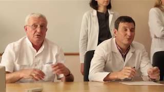 Как пациенты боролись за своих врачей и были цинично обмануты. Как пациенты боролись за своих врачей и были цинично обмануты.