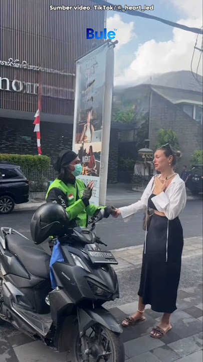 This Ojol Driver Made a Foreign Girl Cry!