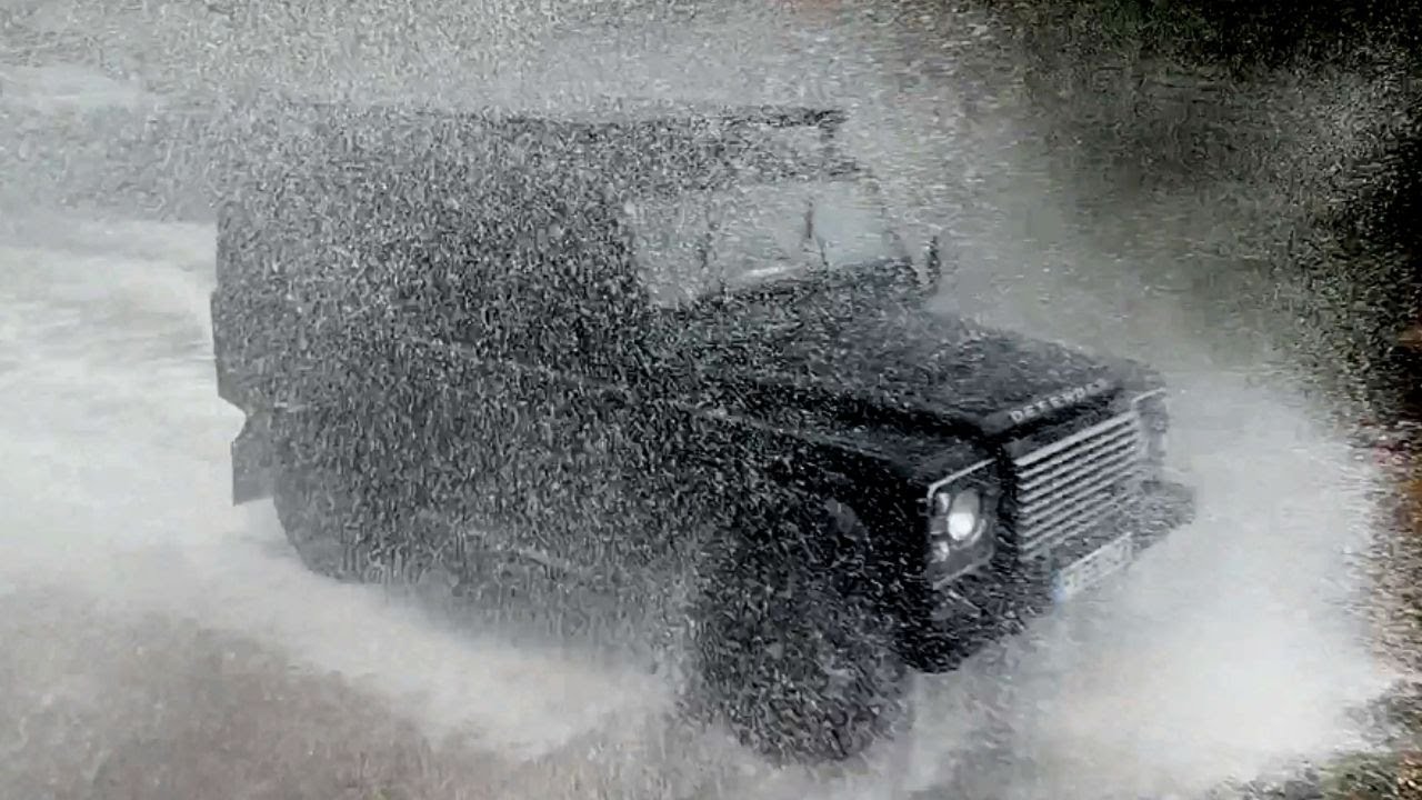 ⁴ᴷ Land Rover Defender Compilation in Rufford Ford - YouTube