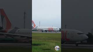 Olha o Gol,olha o gol boeing 737 da GOL Linhas Aéreas desfilando antes da decolagem #shorts #viral
