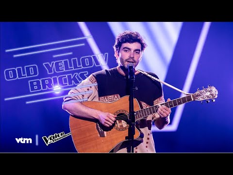 Arctic Monkeys - Old Yellow Bricks