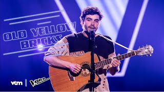 Peter - 'Old Yellow Bricks' | Blind Auditions #7 | The Voice van Vlaanderen | VTM Resimi