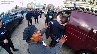 картинка: Женщина понимает, что всю ее семью депортируют