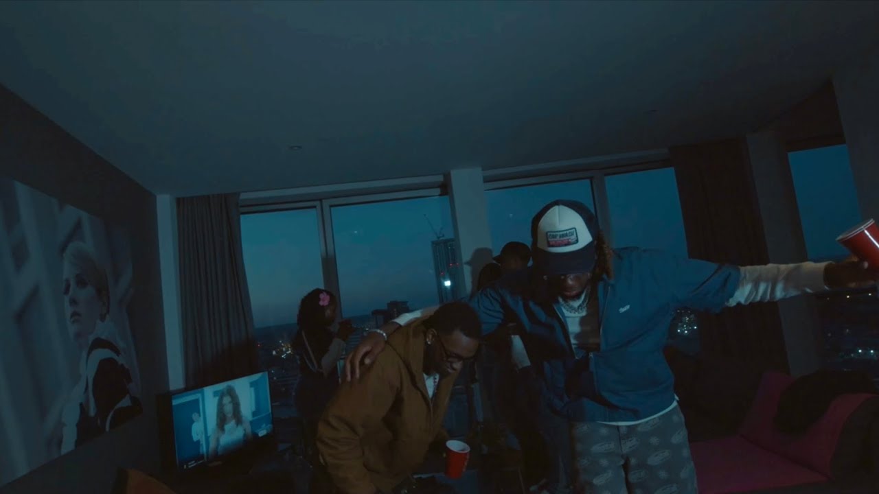 在 YouTube 上观看 Julio Ade x 10kleeroy - Waistline Dutty (Official Video)