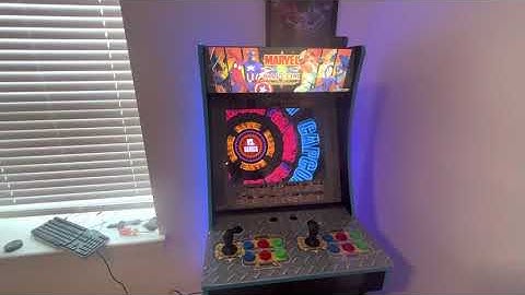 Arcade1up Marvel vs capcom 2 in original MVC Cabinet.