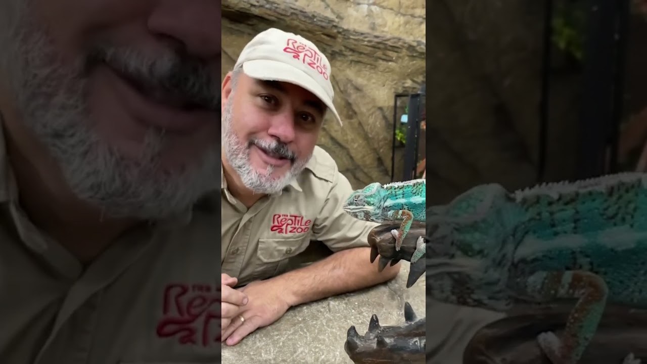 Sharing a worm with my bro! 🤣 