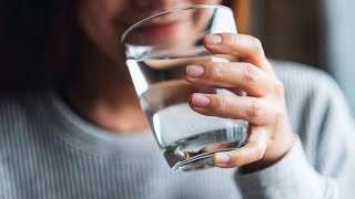 Celebrity 5 Mistakes You're Making When Drinking Water Wealth