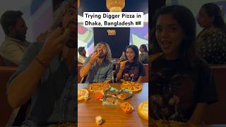 Eating digger pizza in Dhanmondi, Bangladesh ??