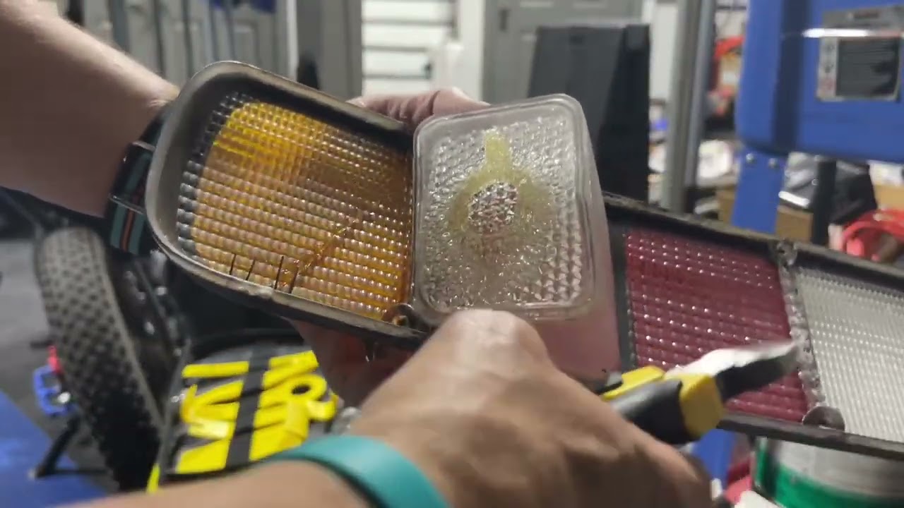 Porsche 928 Rear lights replace with LEDs - YouTube