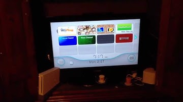 Wii sensor bar replaced with candles!