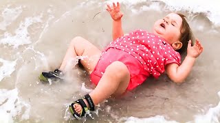 1001 Funny Reaction Babies When Play Water #5 by Lovers Baby 1,894 views 1 year ago 2 minutes, 31 seconds