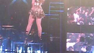 Beyonce Irreplaceable at the I'AM...tour 2009! :) Net Worth