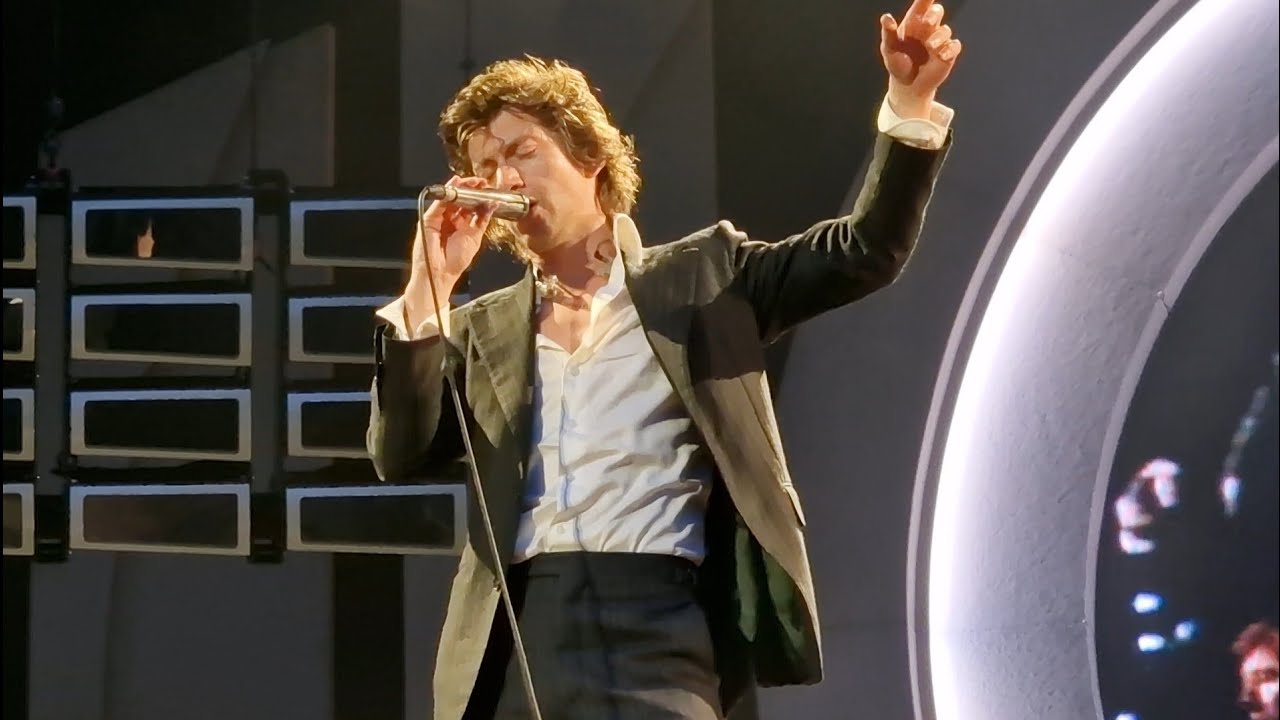 Cornerstone // 2023-06-18 Arctic Monkeys, Emirates Stadium, London // Strangeloving