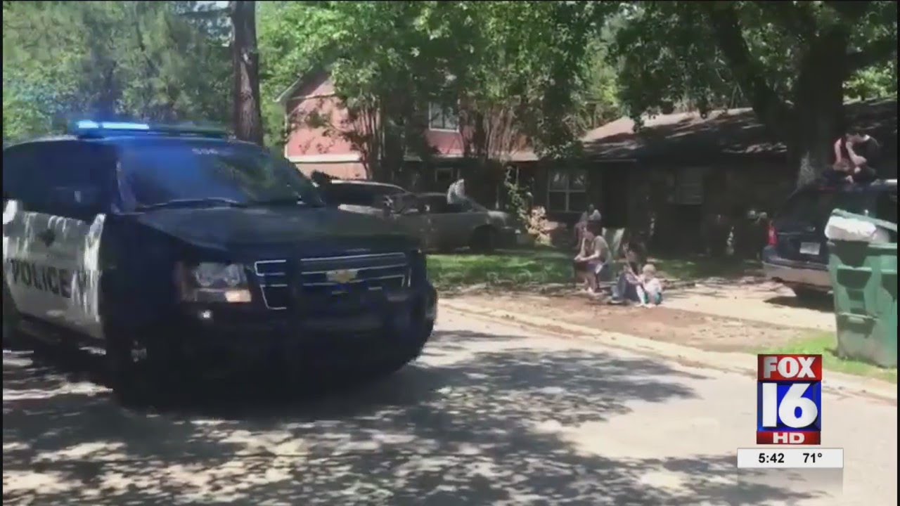 Conway Police participate in birthday parade