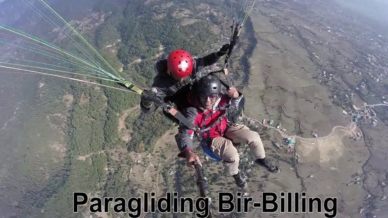 Bir Billing Paragliding & Staying in Backpacker Hostel - Zostel, Bir, India