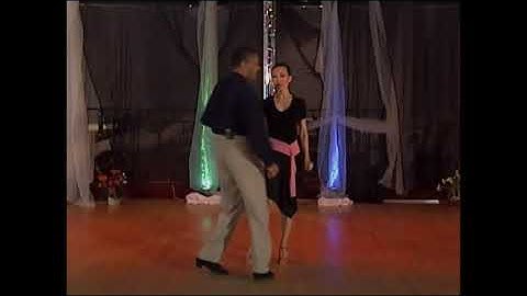 StepFlix Mambo Salsa, level 1, Lesson 1: basic dance step
