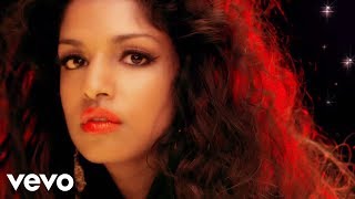 M.I.A. - XXXO chords