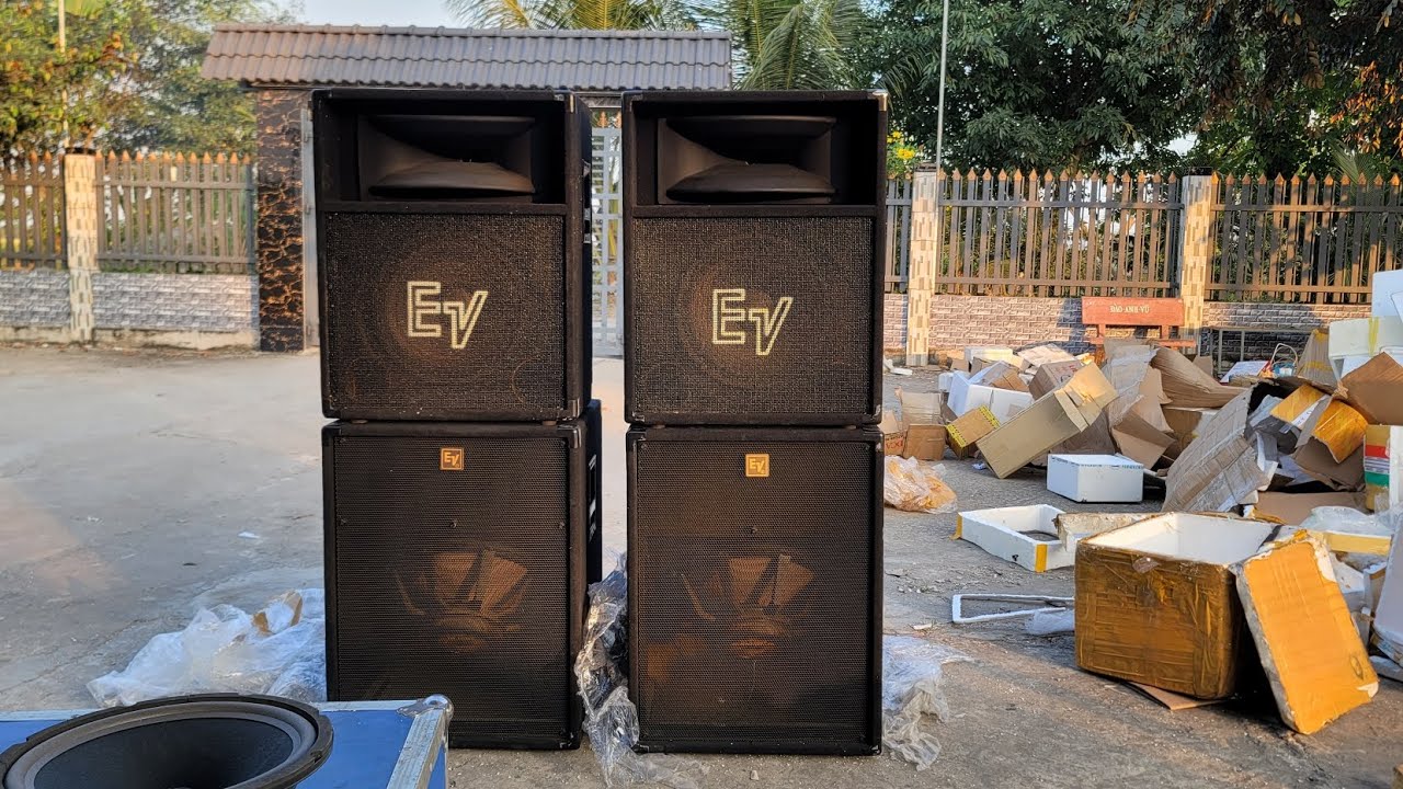 Bộ loa EV bãi xịn. Full 4tấc + Sub 5tấc mỹ nòi. Lh 0966.812.781