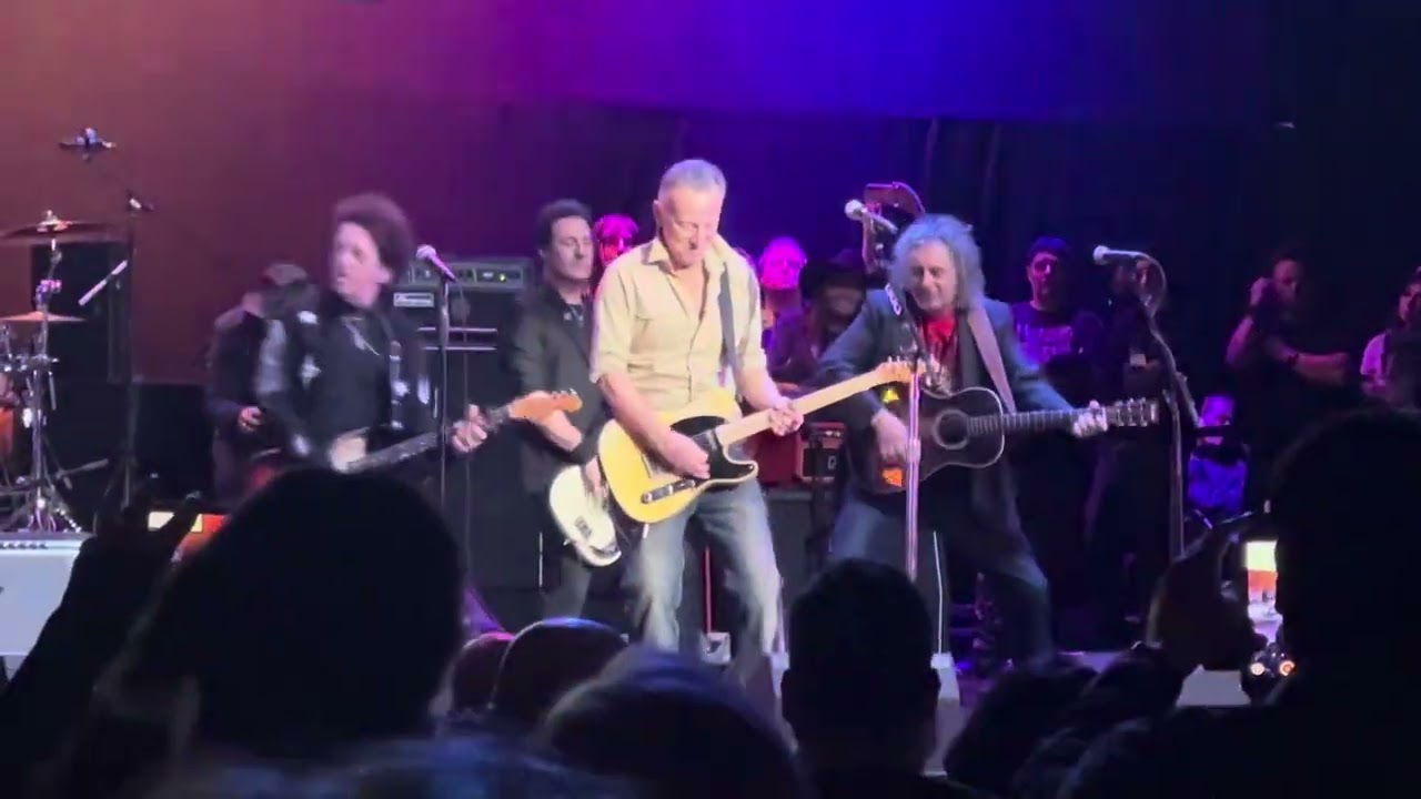 Willie Nile. Bruce Springsteen. One Guitar